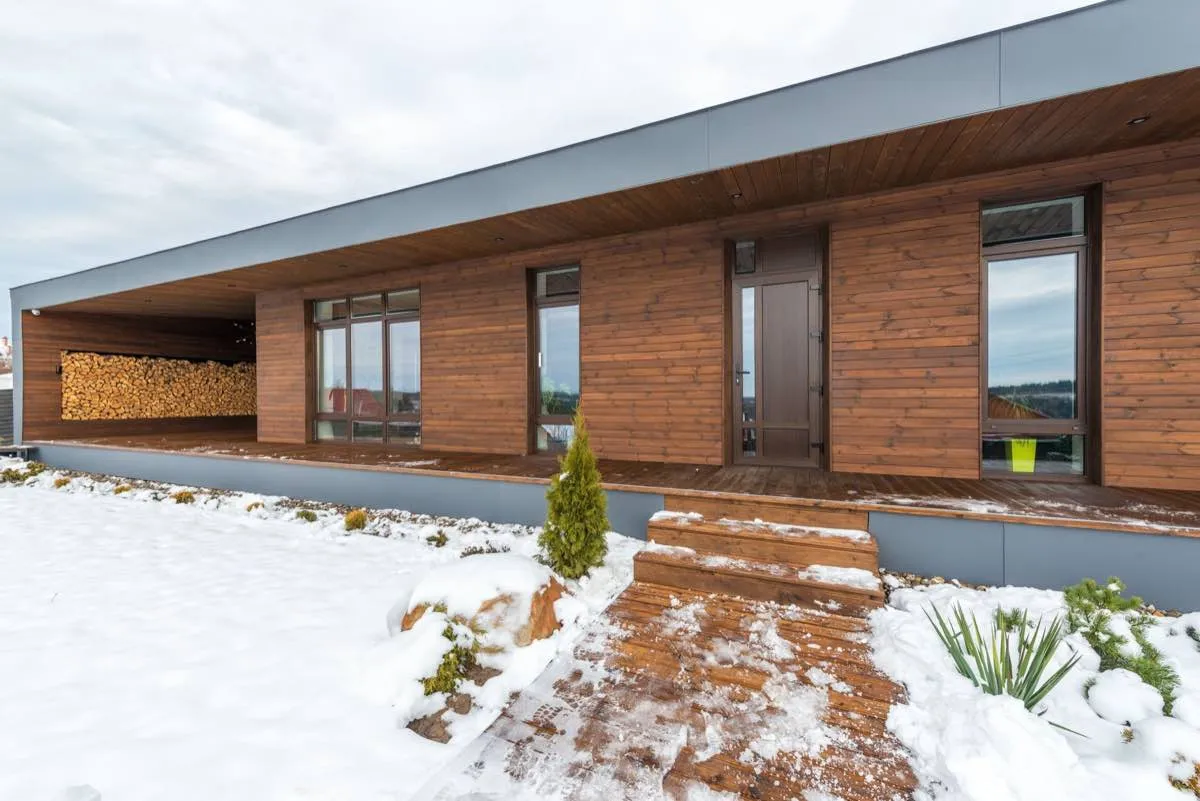 Double-Hung Windows That Vent From the Top in Bellingham, WA